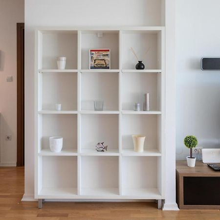 Spacious Apartment In Radnicka Business Zone - Free Parking Zagreb Buitenkant foto