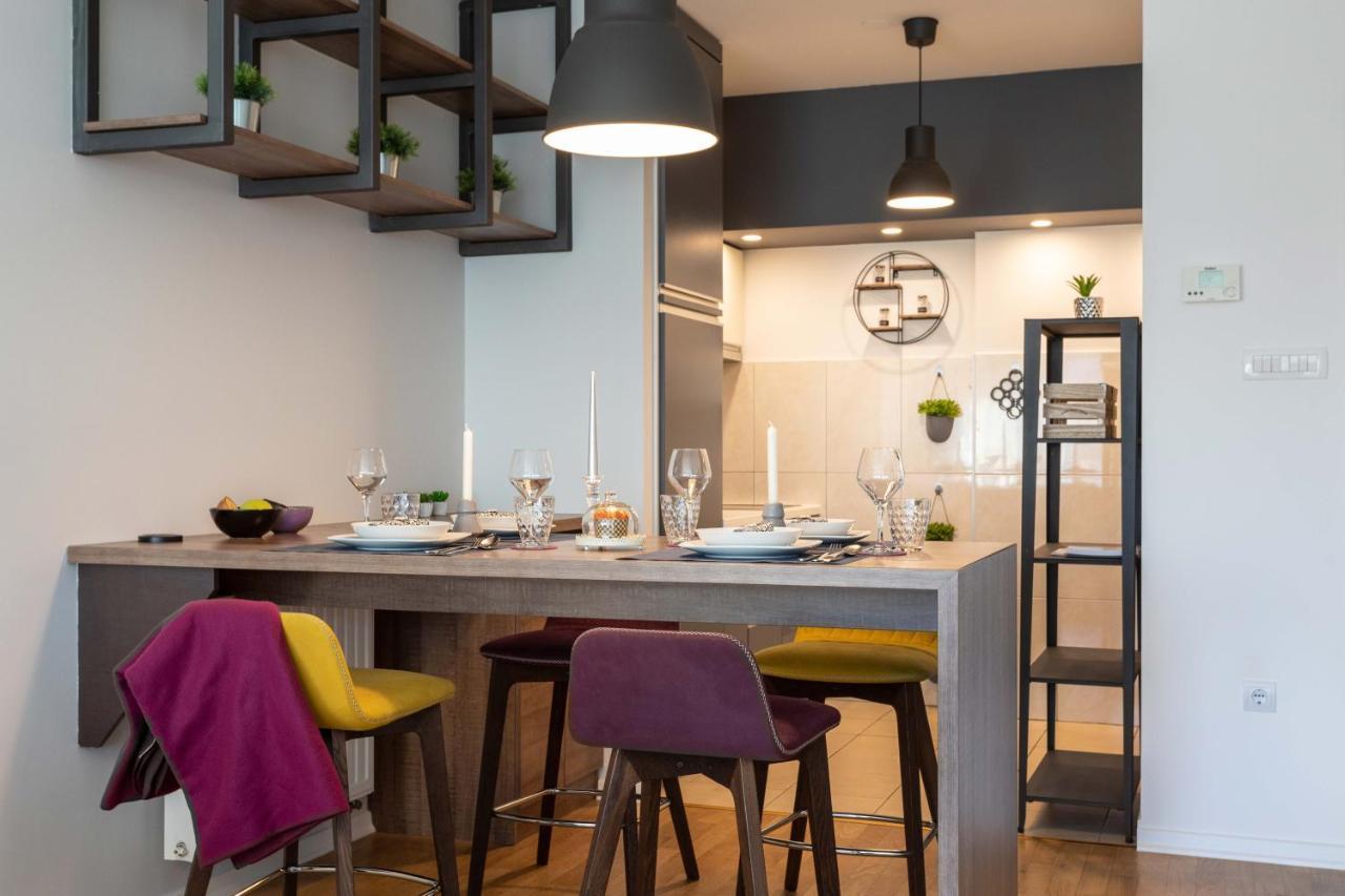 Spacious Apartment In Radnicka Business Zone - Free Parking Zagreb Buitenkant foto