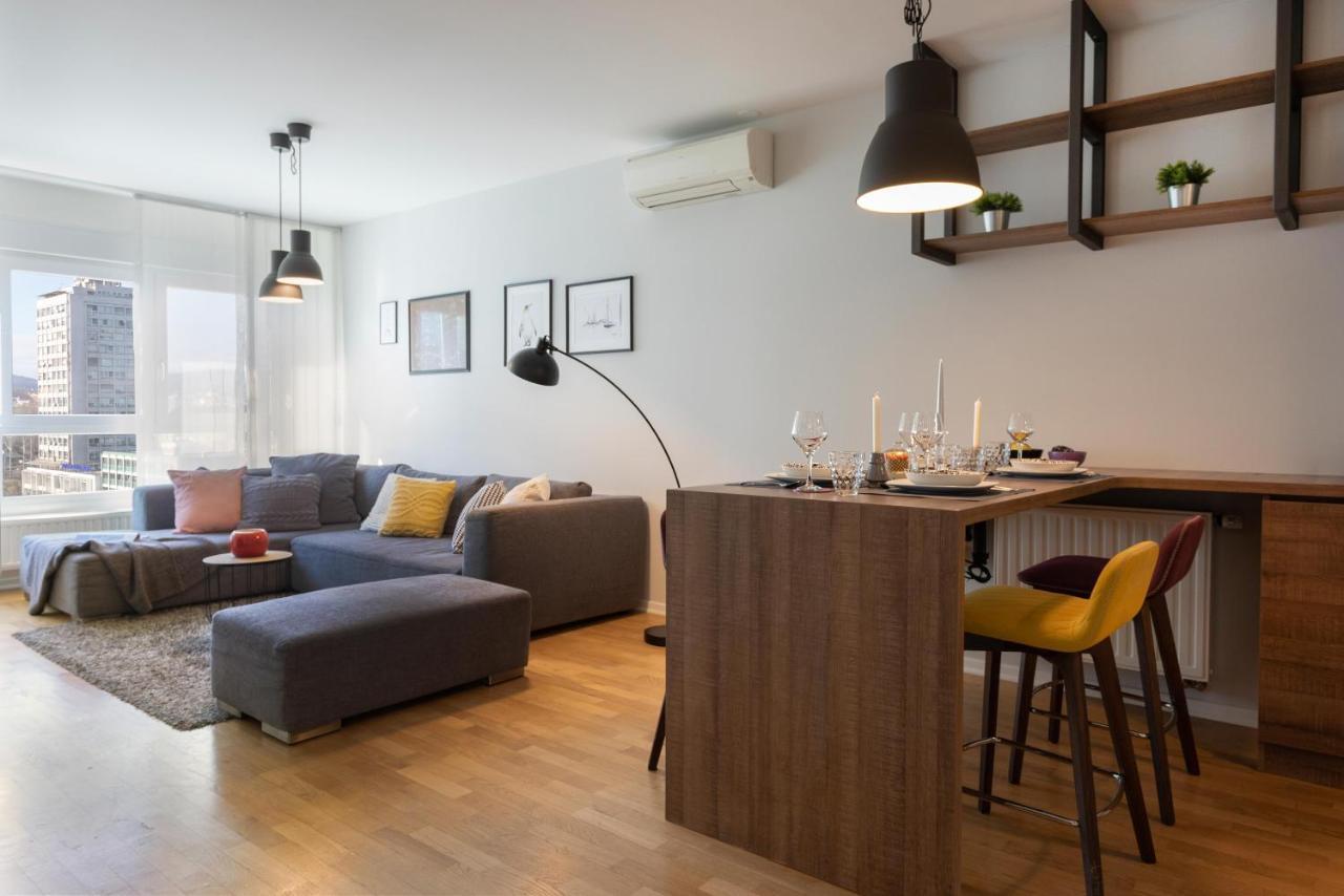 Spacious Apartment In Radnicka Business Zone - Free Parking Zagreb Buitenkant foto