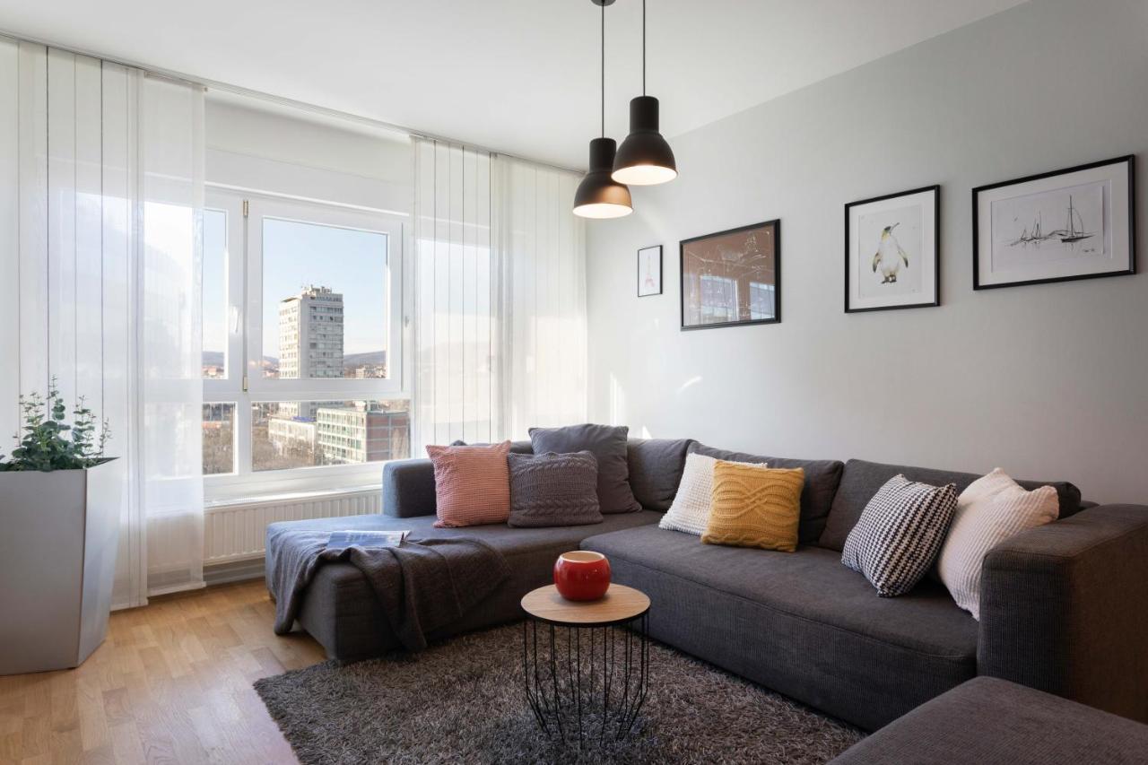 Spacious Apartment In Radnicka Business Zone - Free Parking Zagreb Buitenkant foto